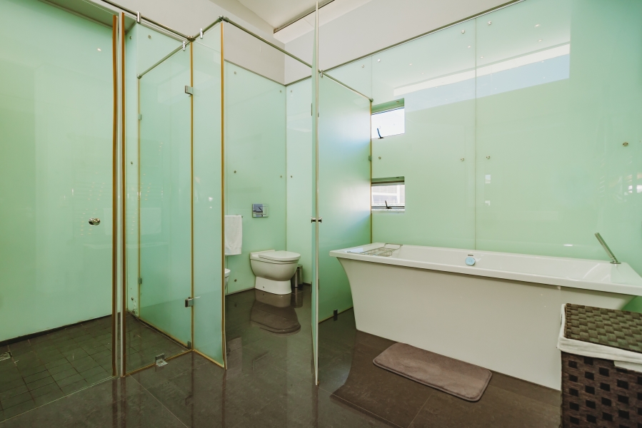 4 Bedroom Property for Sale in Oubaai Western Cape